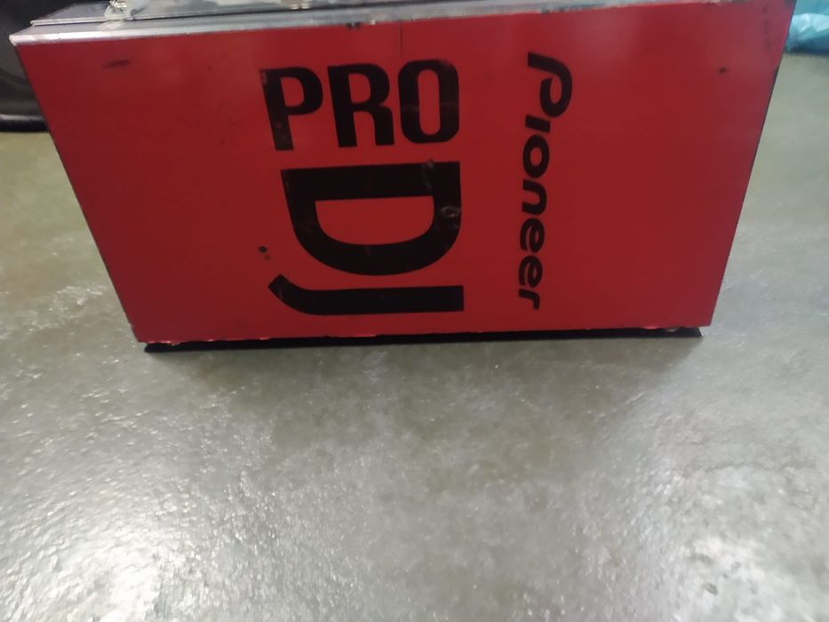 Konsola PIONEER 2x CDJ 200 +MIXER Djm250+ Case