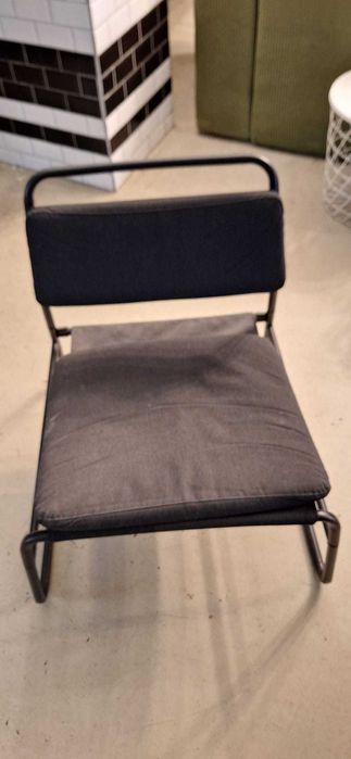 Cadeira com almofada Cinza - Liquidação de Escritório