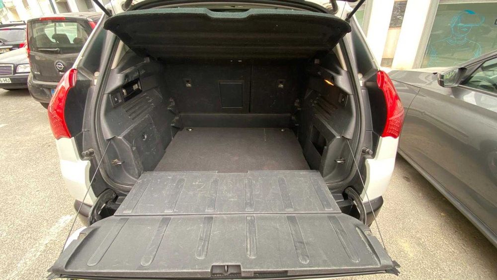 Peugeot 3008 1.6 HDi Executive CMP6