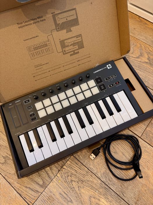 Novation Launchkey Mini MK3 – stan bardzo dobry, komplet