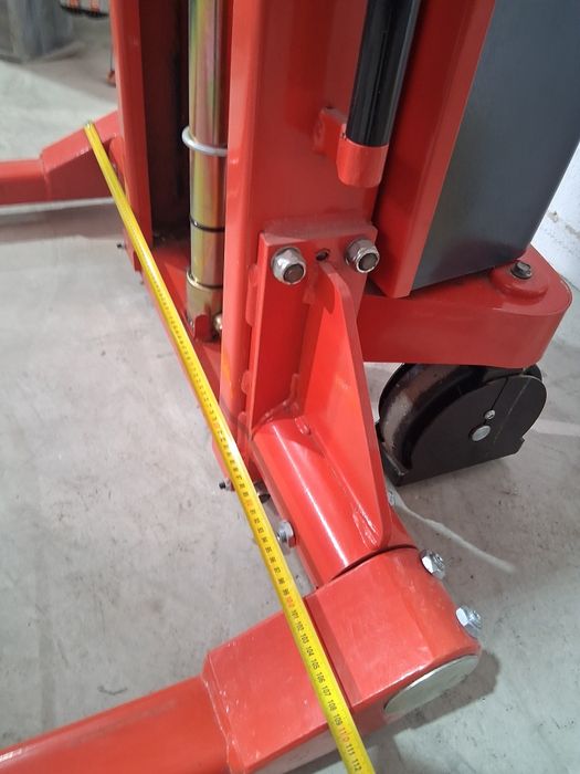 Stacker elétrico Logitrans