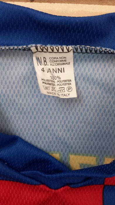 2 camisolas de futebol do Barcelona