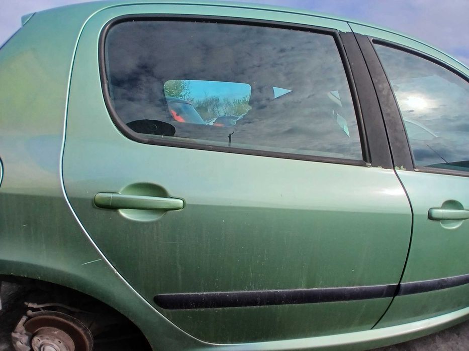 Drzwi tylne lewe i prawe Peugeot 307 , 2003