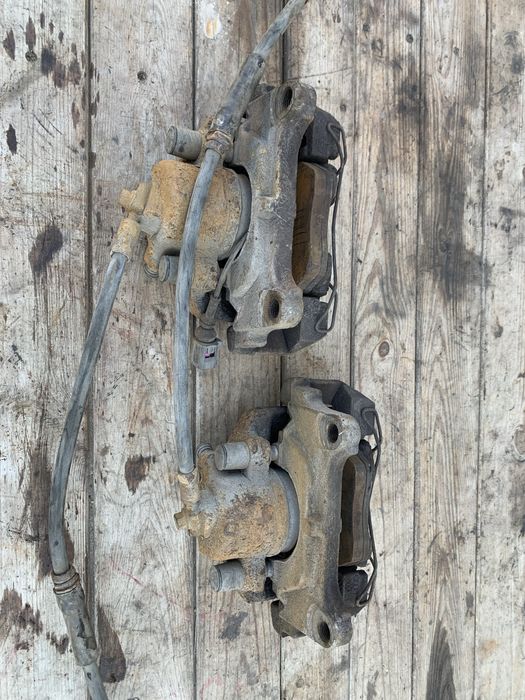 Супорта WV пассат б6 в зборі