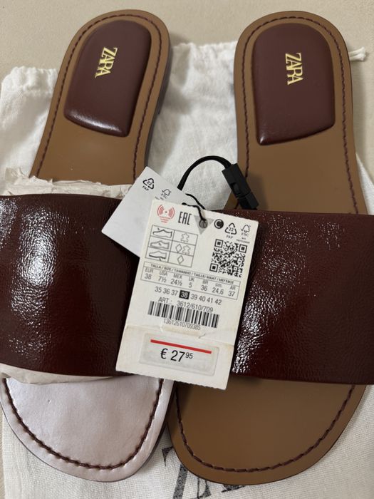 Шльопки від Zara