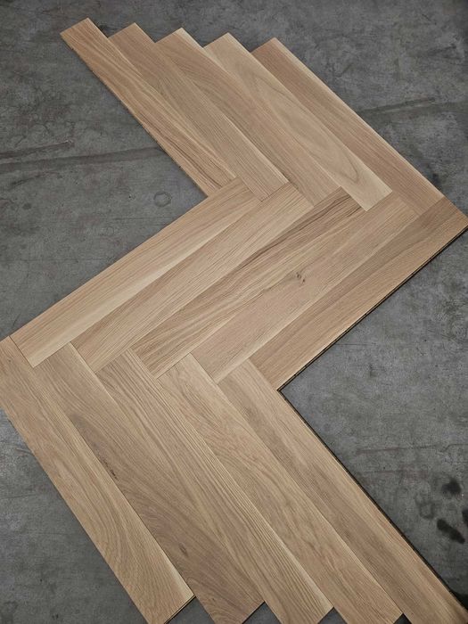 Jodełka klasyczna dąb biały olej 11x70x490 (37 m2)