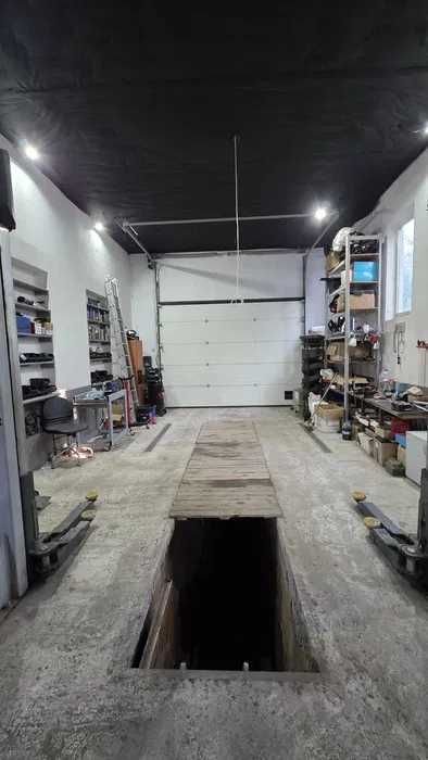 Продам 2х поверховий будинок,Рогань, 182м2 з євроремонтом(код 5325)