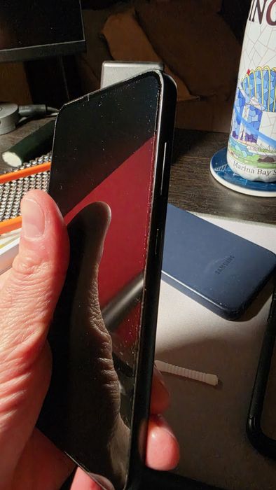 Samsung Galaxy S23 - 256gb - Preto e Cinzento