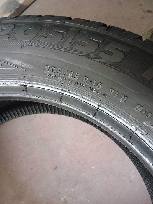 Opony zimowe Semperit 205/55/16