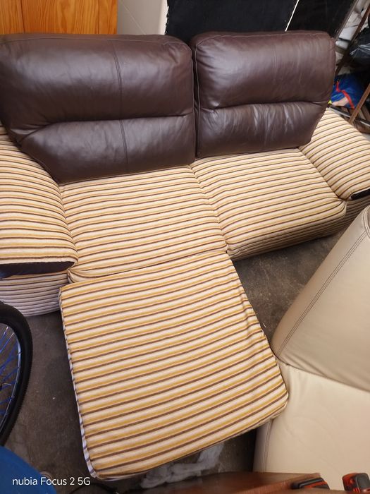 Sofá chaise longue reversível