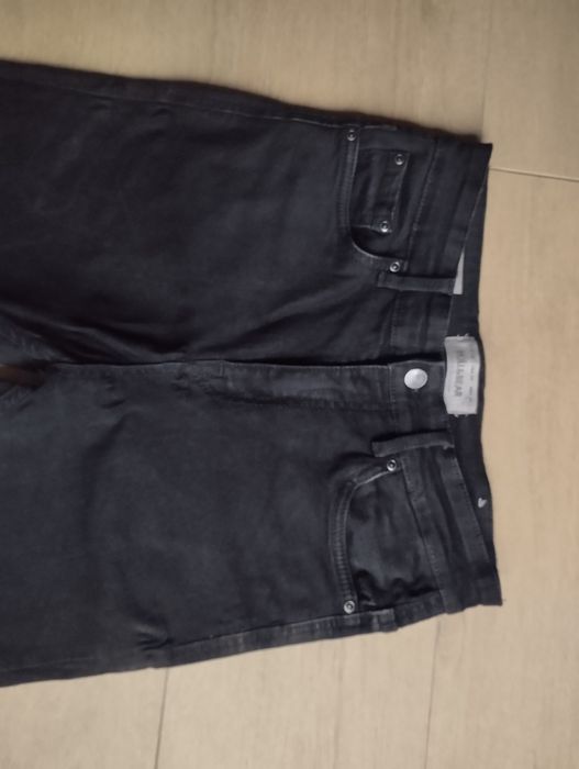 Pull and Bear spodnie dżinsowe czarne r.S 36