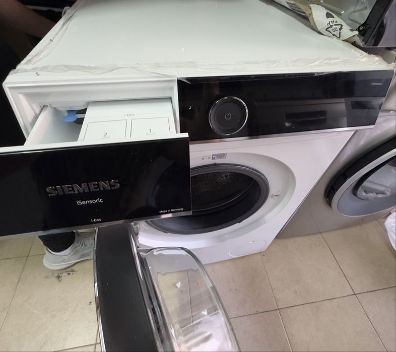 Máquina de Lavar Roupa iQ700 WG54B2A1ES Dos, de 10 kg e de 1400 rpm