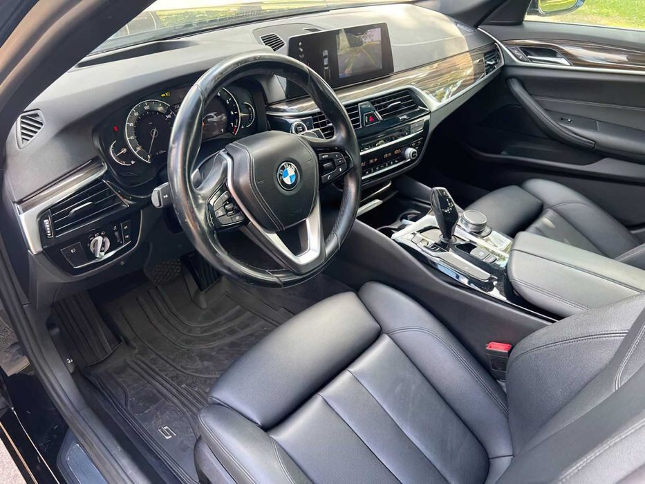 BMW 530i      2017