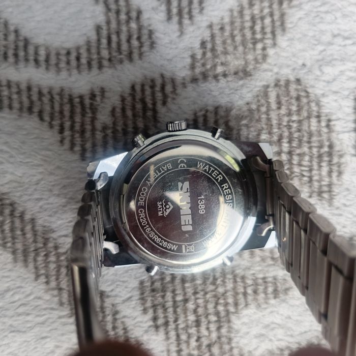 Продам годинник SKMEl