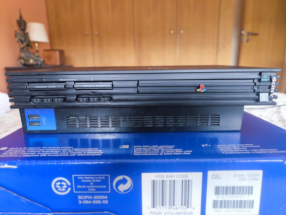 PlayStation 2 SCPH-50004