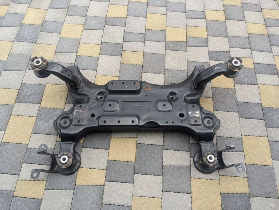 Підрамник Dodge Grand Caravan