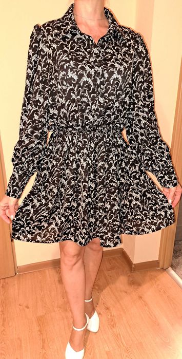 Sukienka letnia z długim rękawem białó czarna roz. M