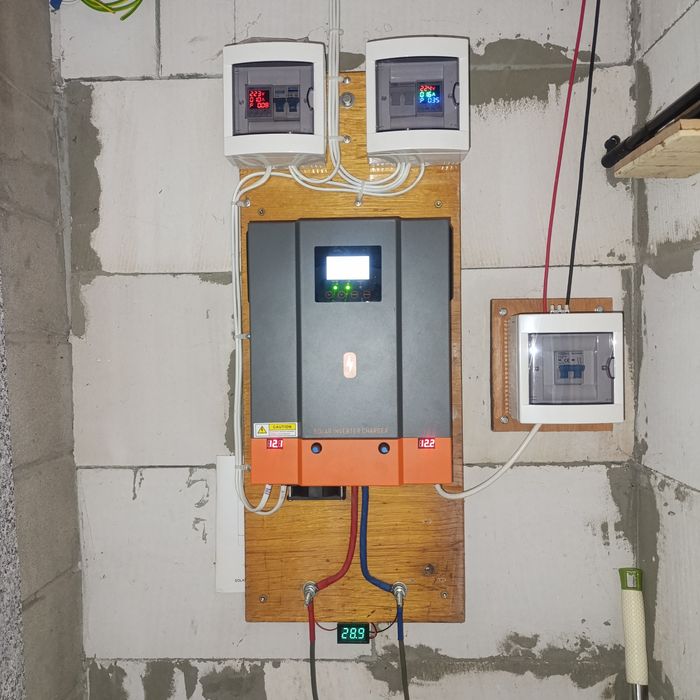 Гибридный инвертор солнечный PowMr 3200W 24V POW-HVM3.2H-24V-N