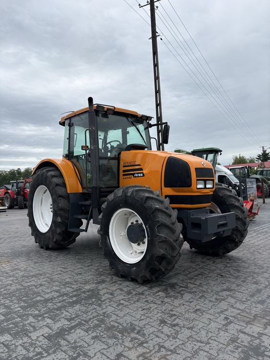 Renault ares 640
