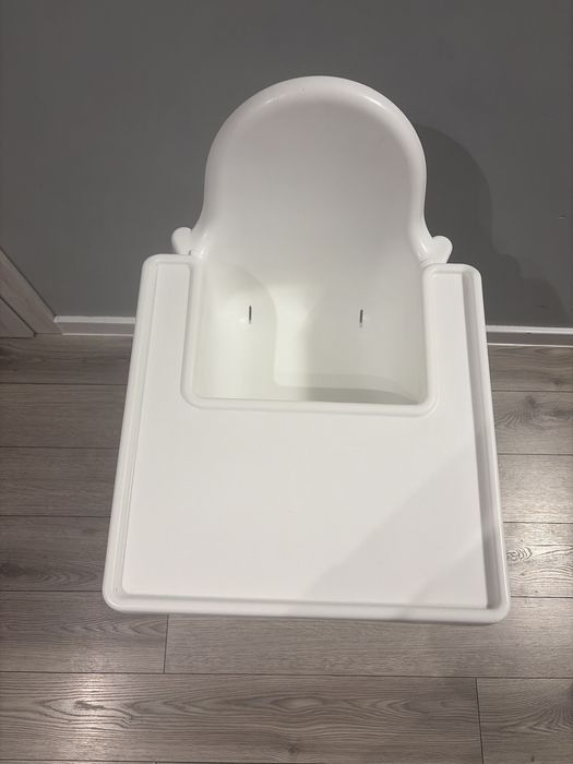 Krzeselko  do karmienia ikea