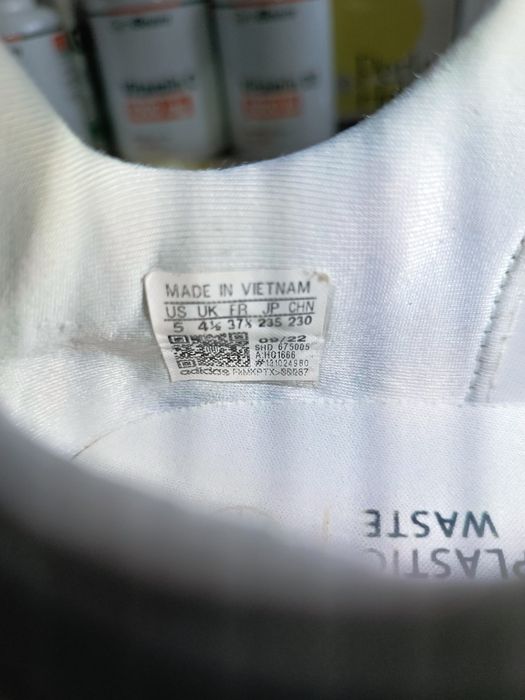 Adidas 37 розмір Оригінал Жіночі  Бігові. Дуже м'які, для тренувань.