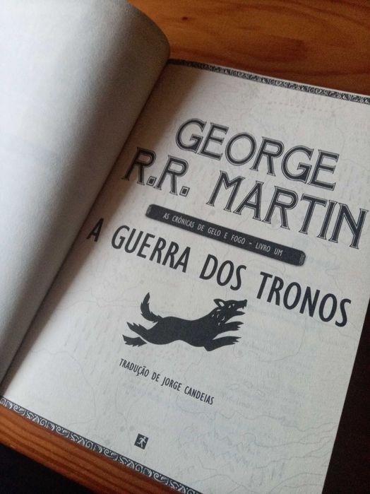 A Guerra dos Tronos - (Livro Um) - George R.R. Martin
