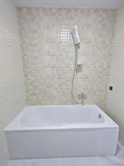 Новый 2-х этажный дом с ремонтом, гаражом и подвалом в Фонтанке 1!