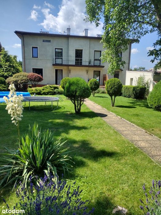 Dom z potencjałym inwestycyjnym na działce 1470 m2 | Jelonki