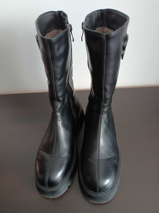 Жіночі зимові чоботи