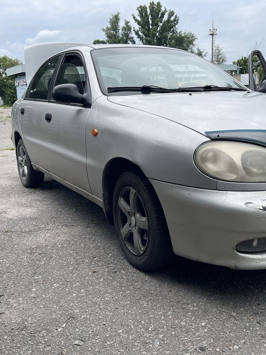 daewoo  LANOS 1.5