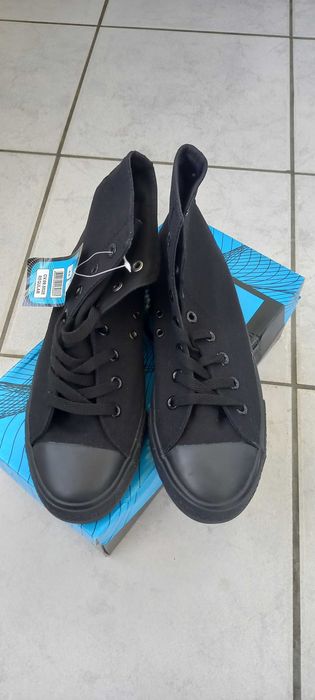Sapatilhas lona pretas