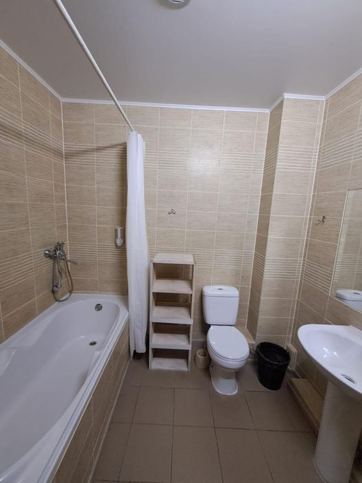 Продам комерційне приміщення 1000 м2 в с. Северинівка.