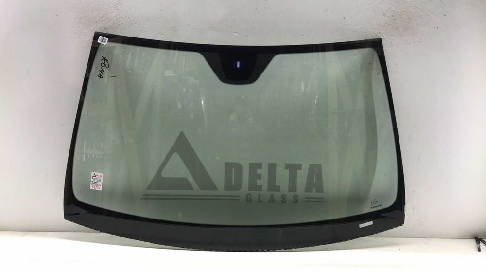 Mercedes C-class W204 (2007-2014) вітрове скло б\у Знижка