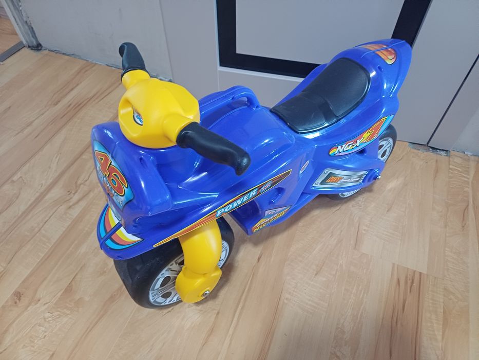 Motor motocykl jeździć