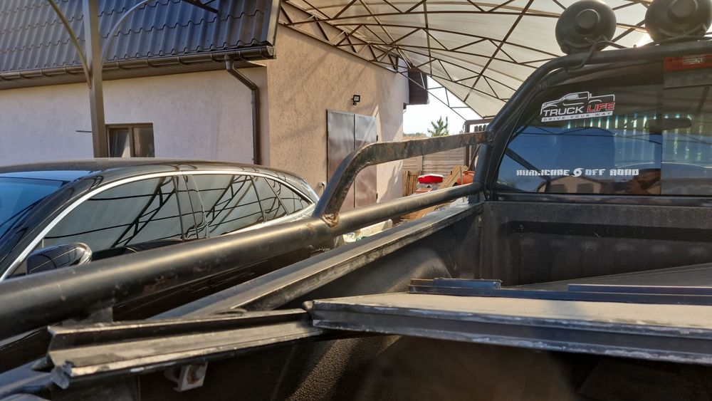 Кришка кузова Dodge Ram