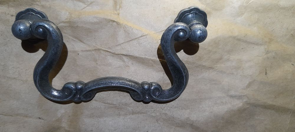 Ручки мебельные, комодные, для комода