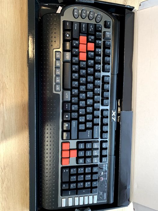 Нова ігрова клавіатура A4Tech G800V USB