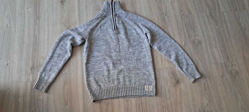 Ciepły sweter chłopięcy 148 152
