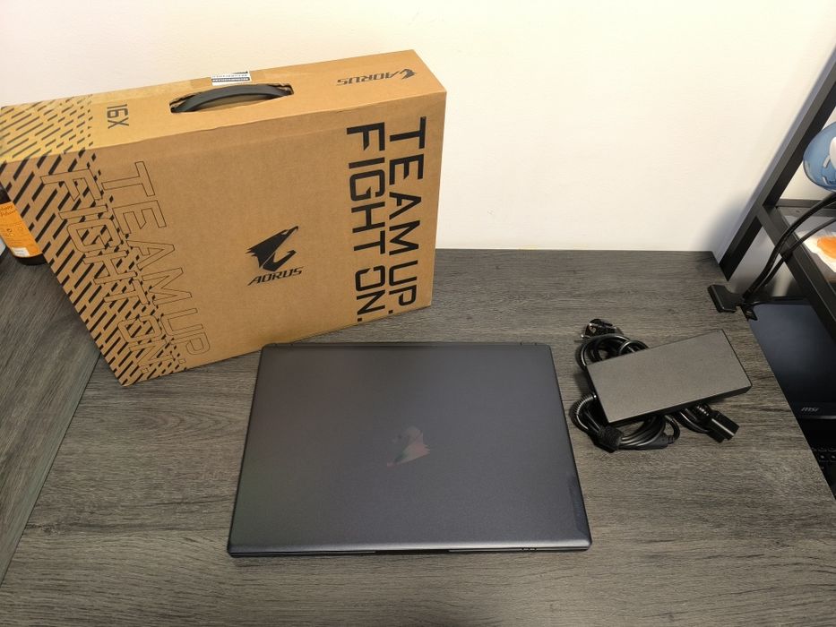 Aorus I7 RTX 4070 32 RAM 1TB 3x Sem Juros C/ Garantia