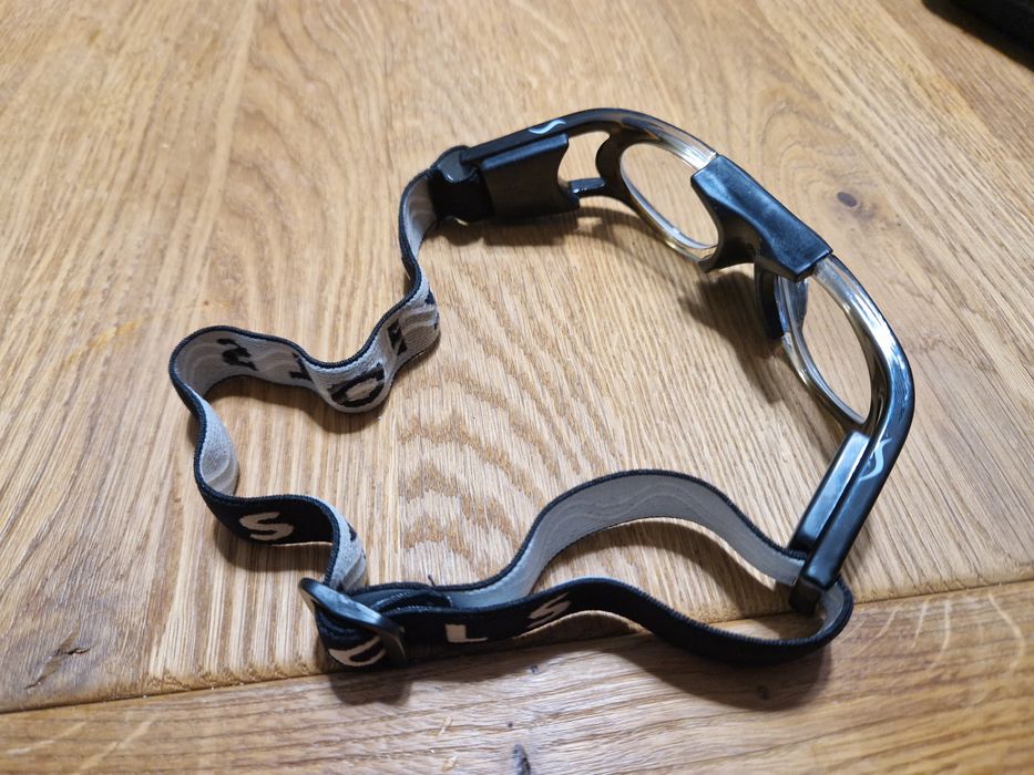 Okulary sportowe korekcyjne dziecięce SZIOLS