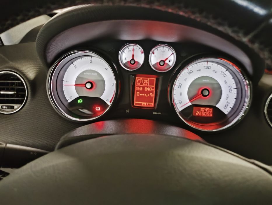 Peugeot 308 1.6 HDI sport 112cv
