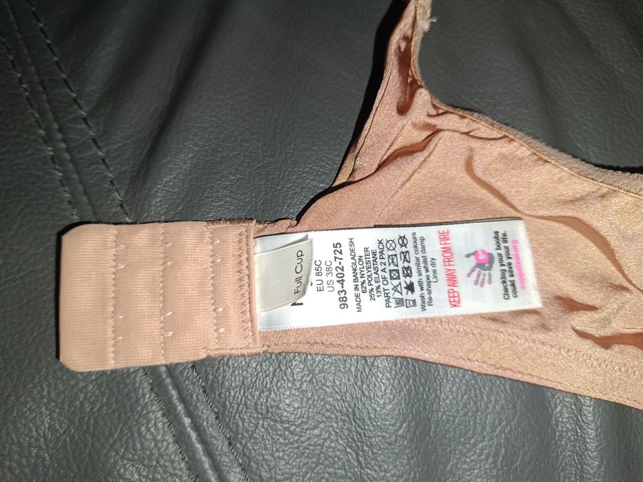 Biustonosz Next 85 C