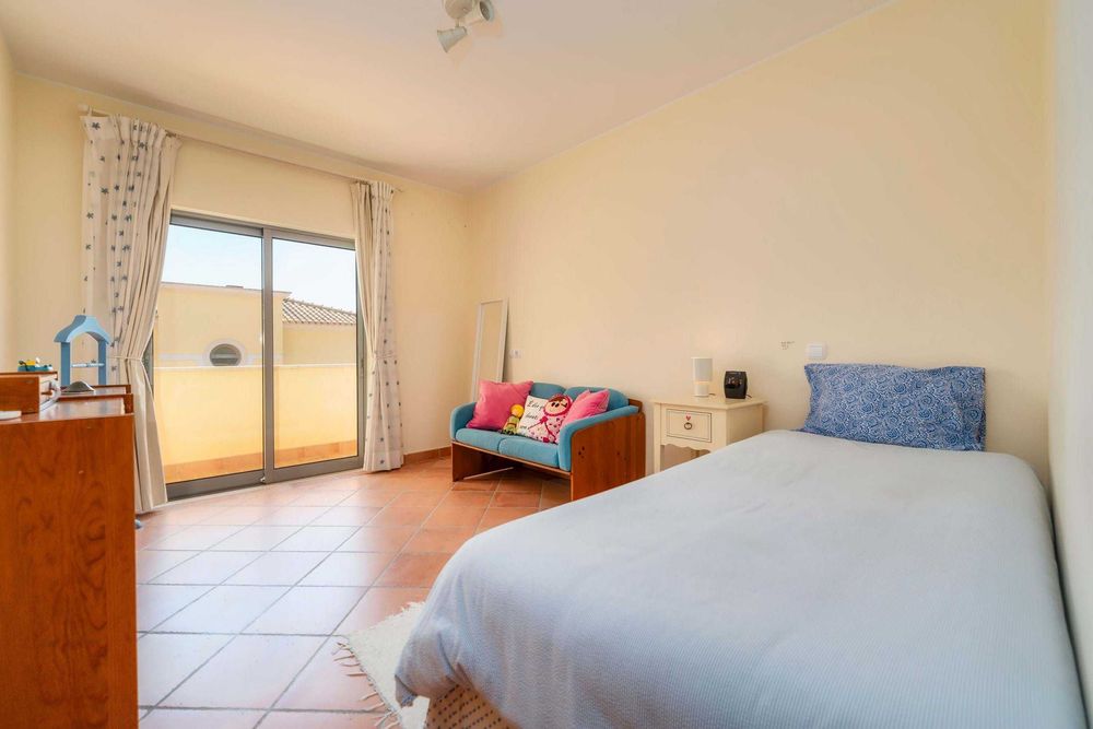 PRESTIGE MOURA ZARA T3 - com piscina e garagem em Vilamoura.