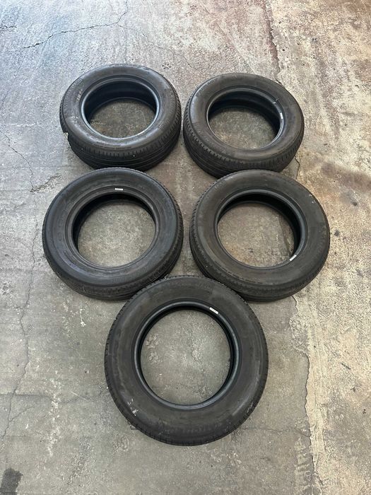 Pneus 215/65/R16