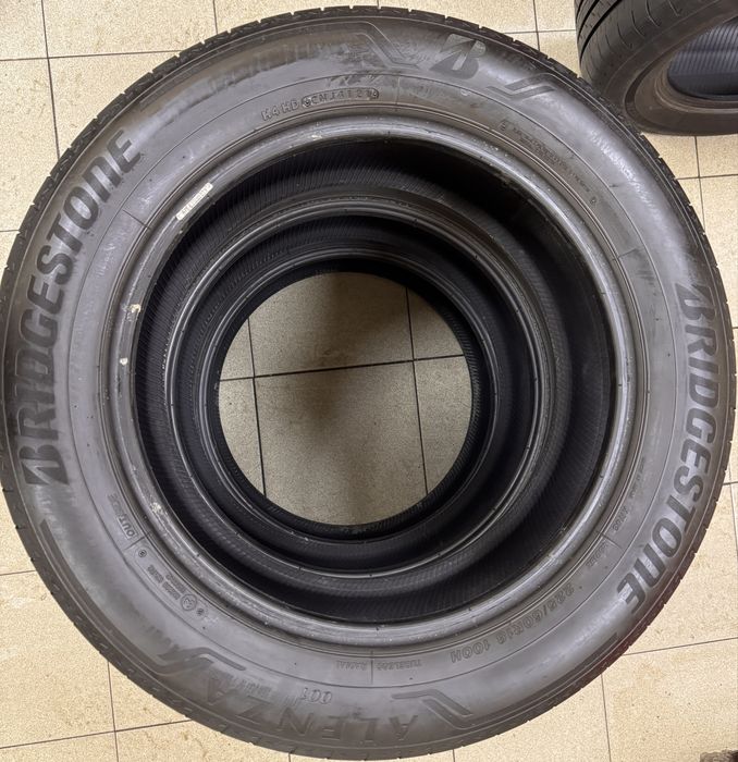 225.60.R18 Bridgestone (лето) 2021г