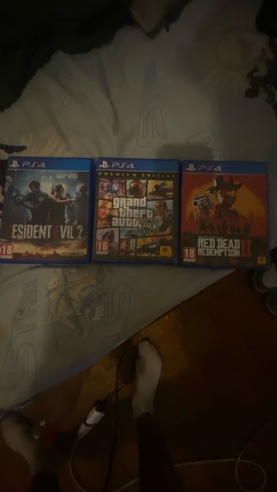 Vendo 3 jogos pra ps4