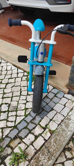 Bicicleta bebé c/ módulo de pedais (Imaginarium)