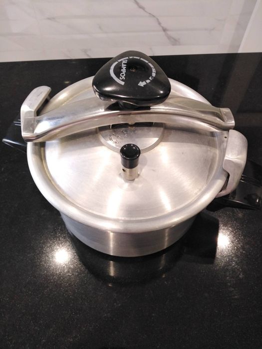 Panela de pressao Silampos