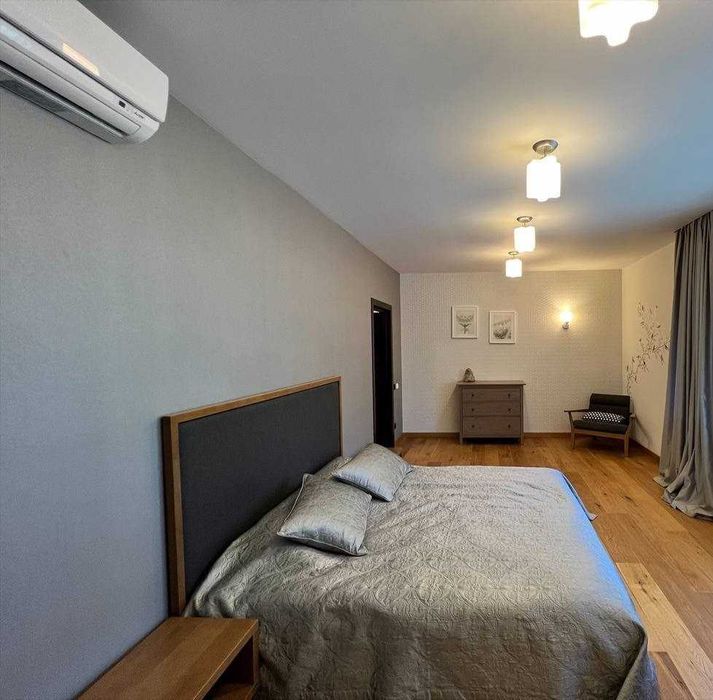 Подобова оренда великого сучасного будинку у Кийлові. Кінотеатр Сауна