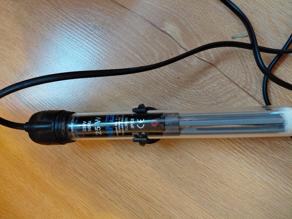 Akwarium 25 l + wyposażenie